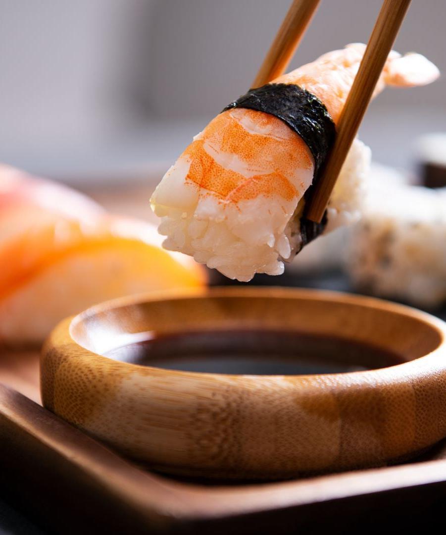 Higashimaru Light Soy Sauce - 1 Litre Bottle, Japanese Usukuchi Shoyu, Thin Color For Cooking